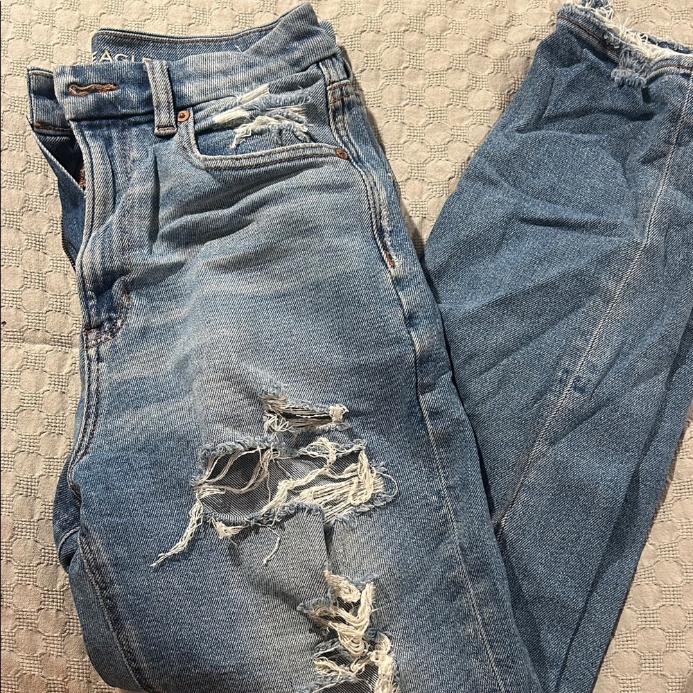American Eagle Outfitters Dark Blue Distressed Denim Jeans - Size 6L